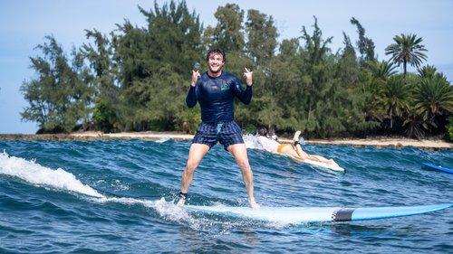 carousel-hero-element image-0